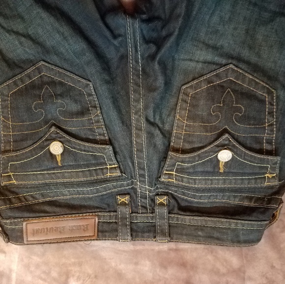 Jeans - Picture 6 of 7